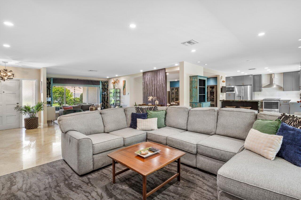1935 SW 7th Court