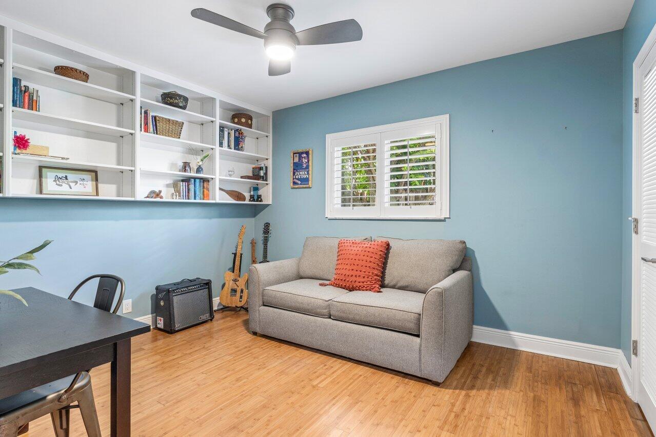 1935 SW 7th Court