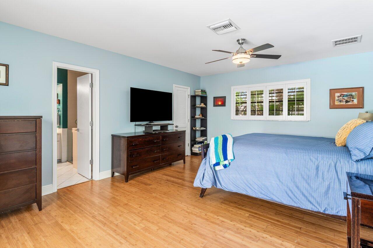 1935 SW 7th Court