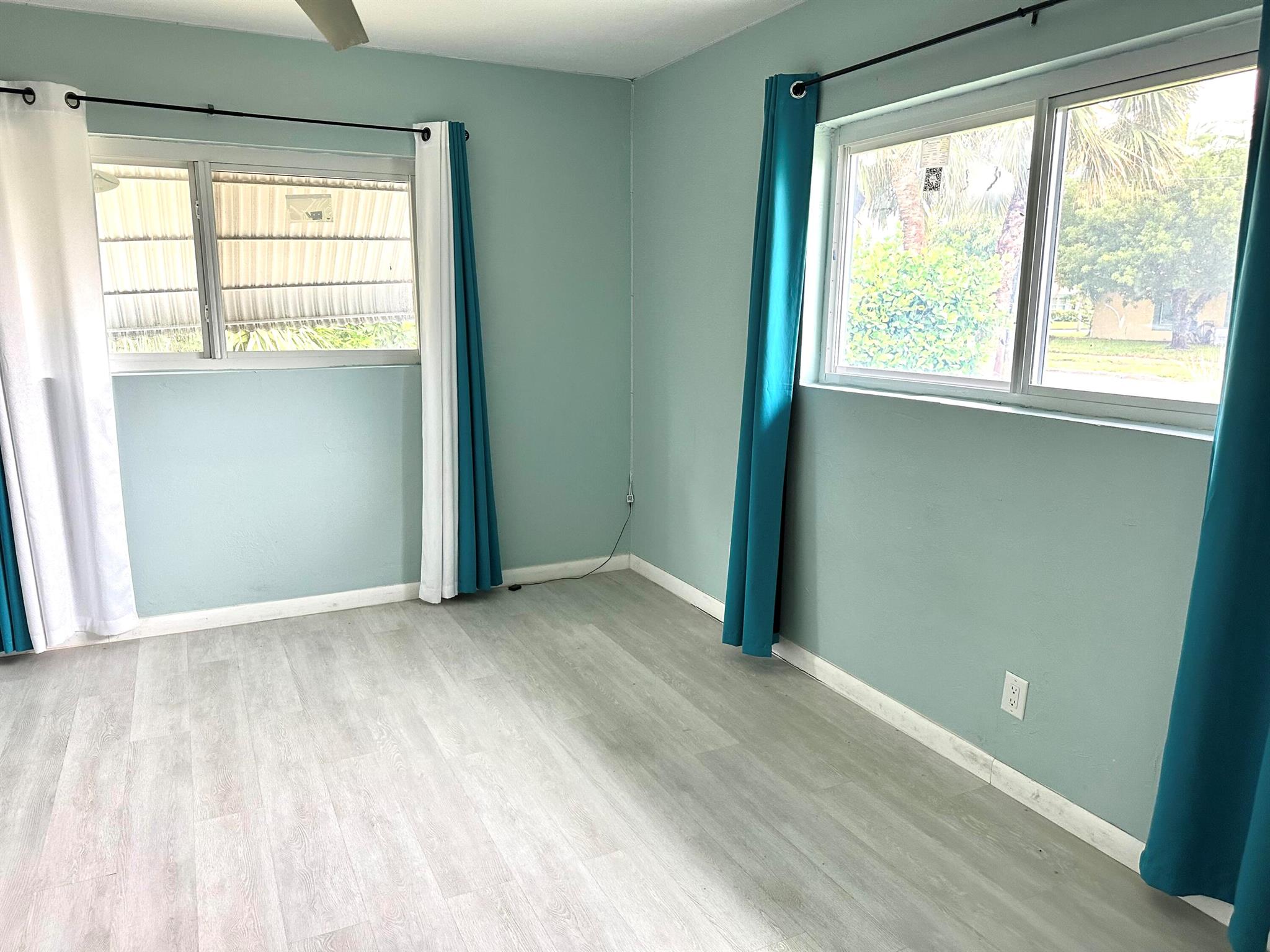 420 SE 12th Avenue