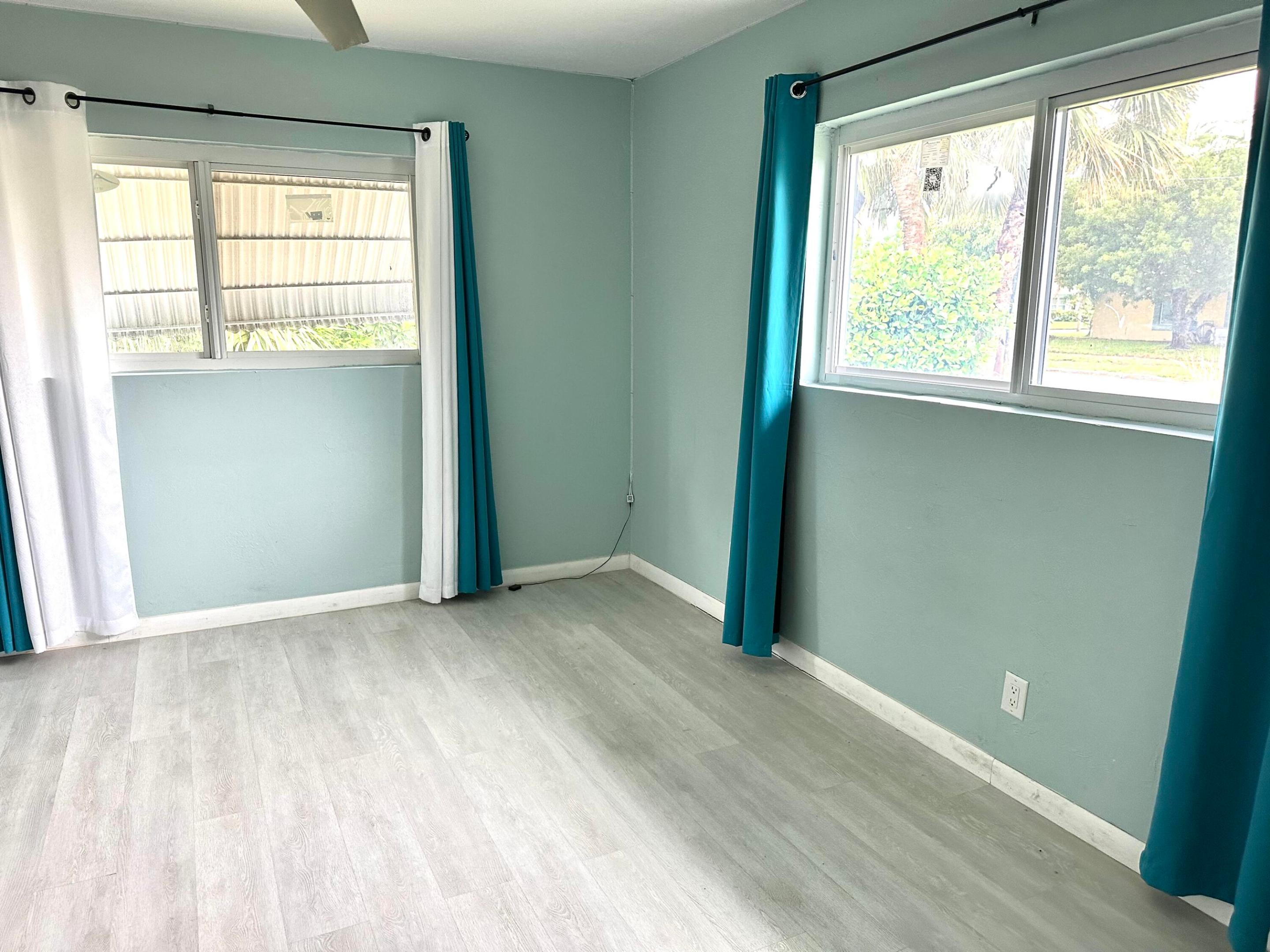420 SE 12th Avenue
