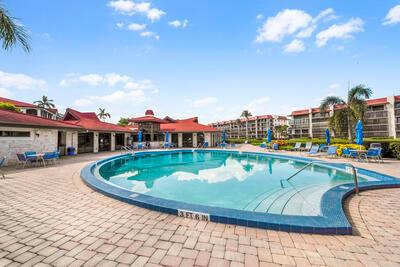 105 Half Moon Circle B1