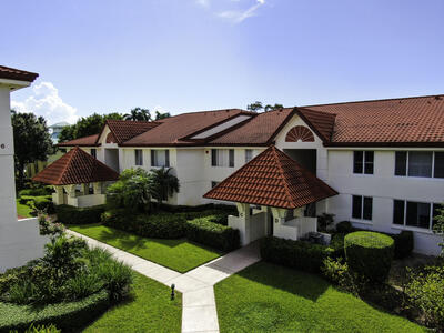 105 Half Moon Circle B1