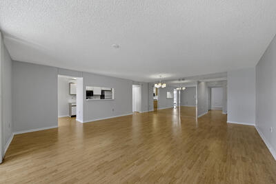 105 Half Moon Circle B1