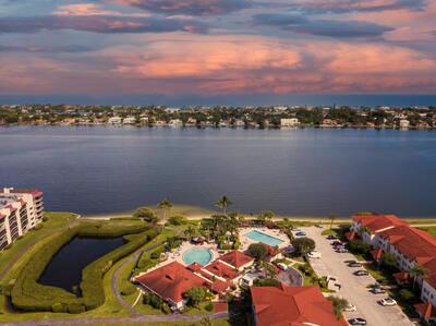 105 Half Moon Circle B1