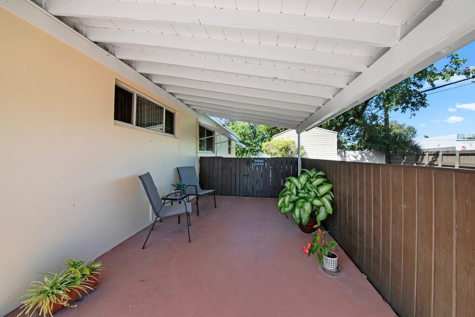 841 NE 61st Street