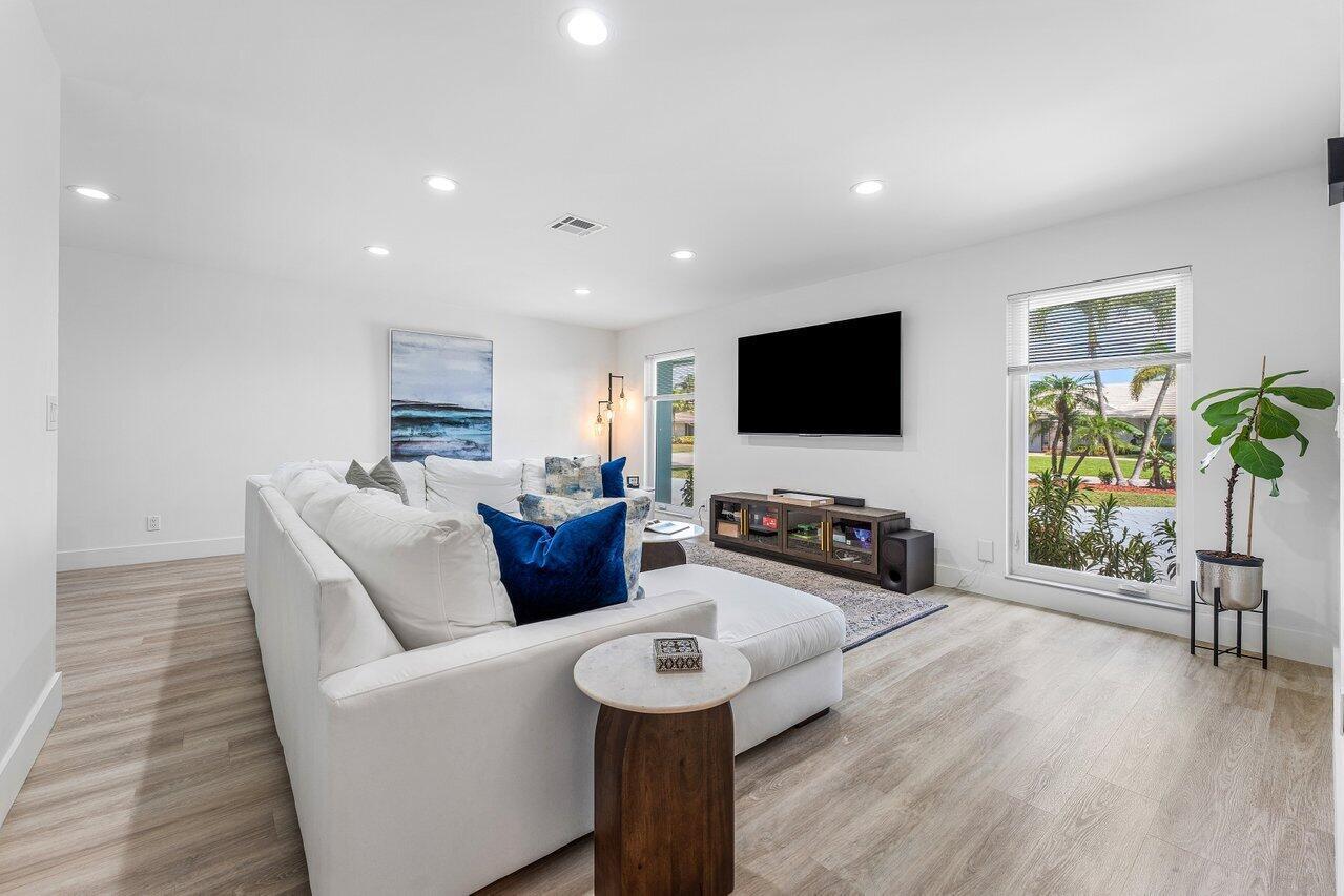 474 S Country Club Drive