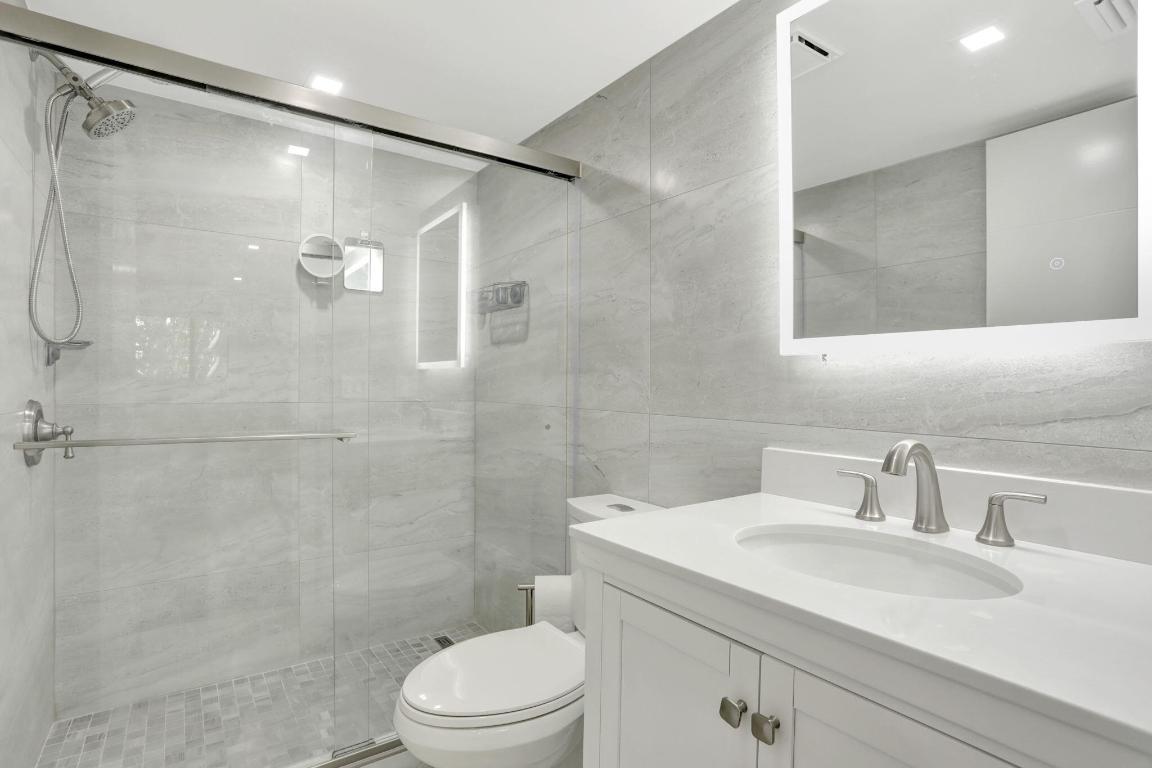 545 Trace Circle 106, Deerfield Beach Unit: 106