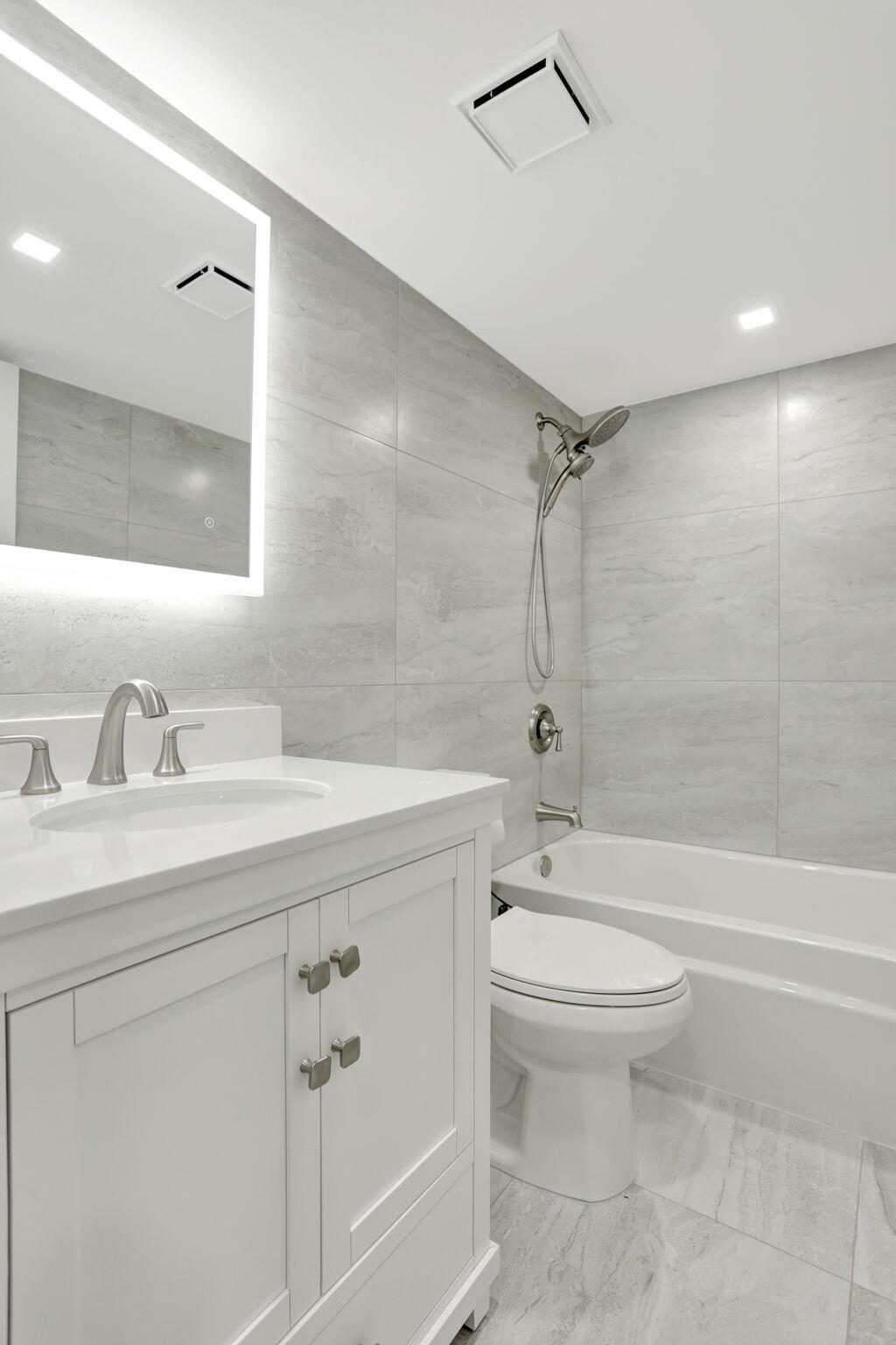 545 Trace Circle 106, Deerfield Beach Unit: 106