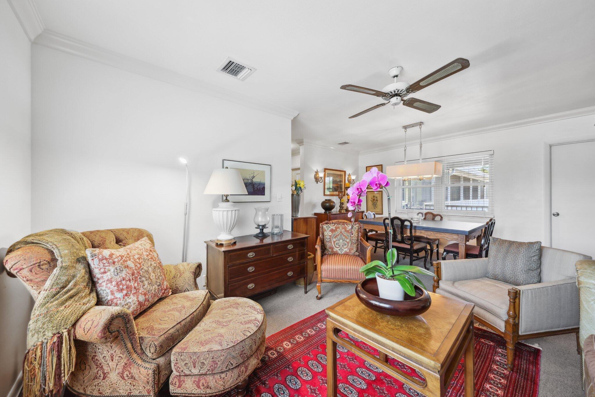 520 NE 7th Avenue 2e