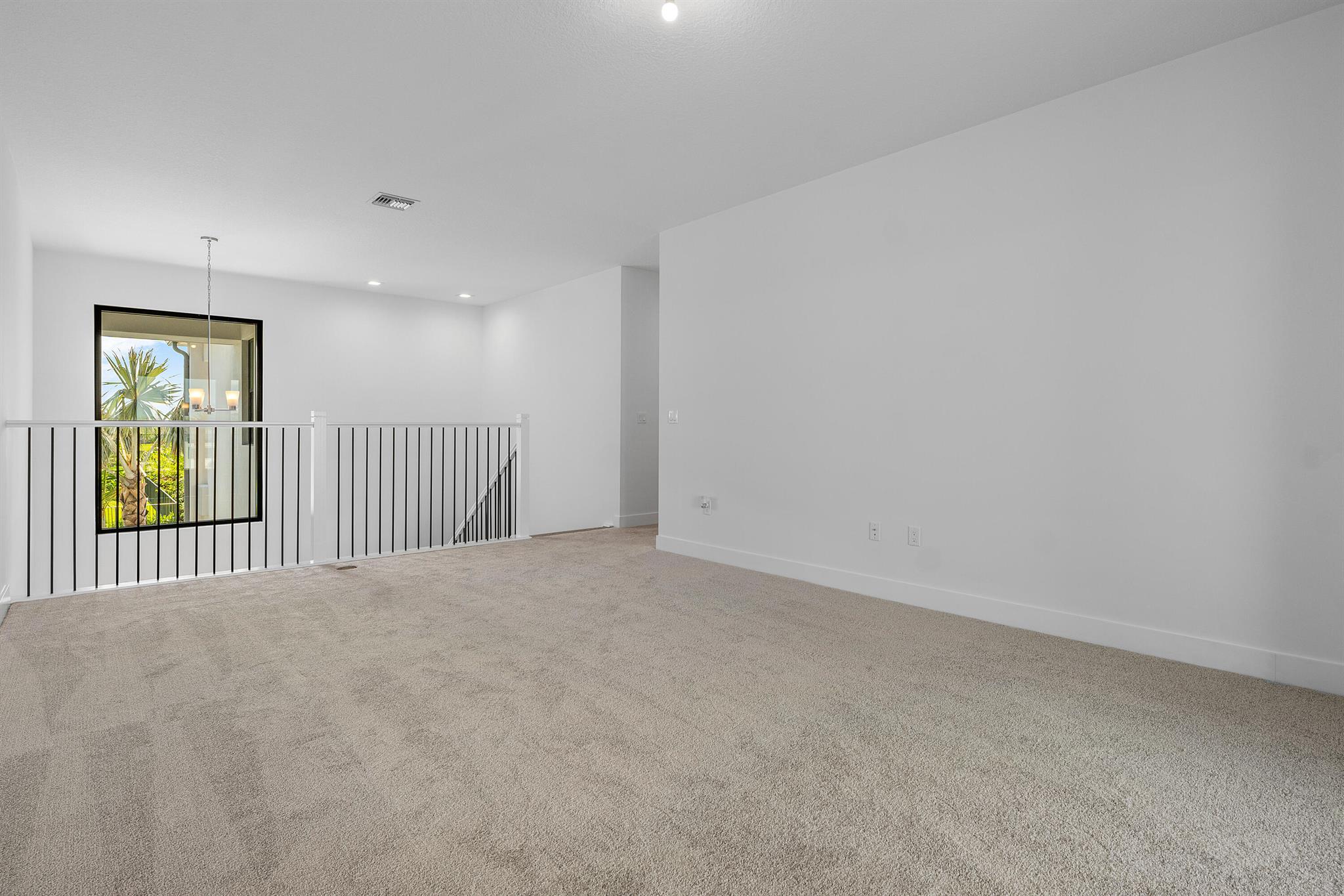 20415 Southernwood Avenue