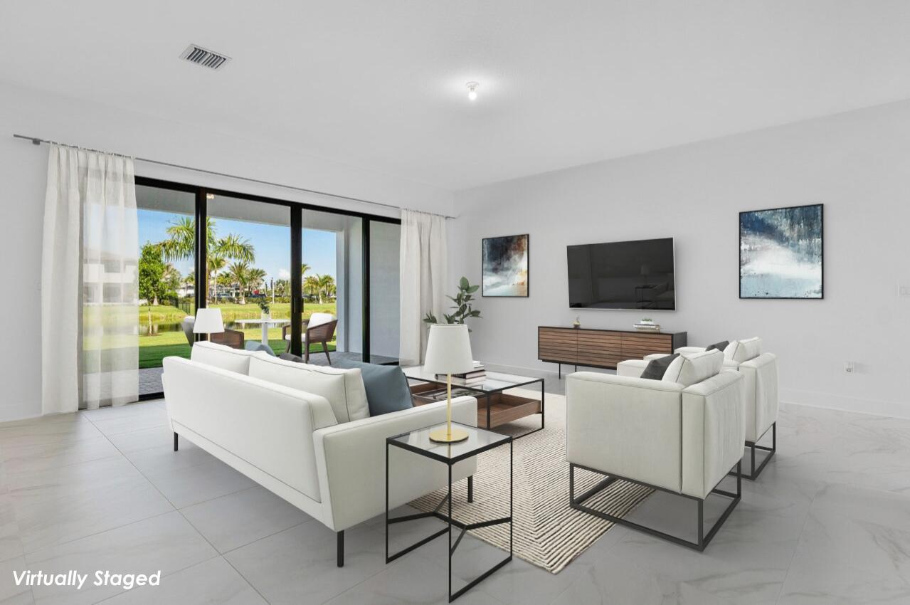 20415 Southernwood Avenue