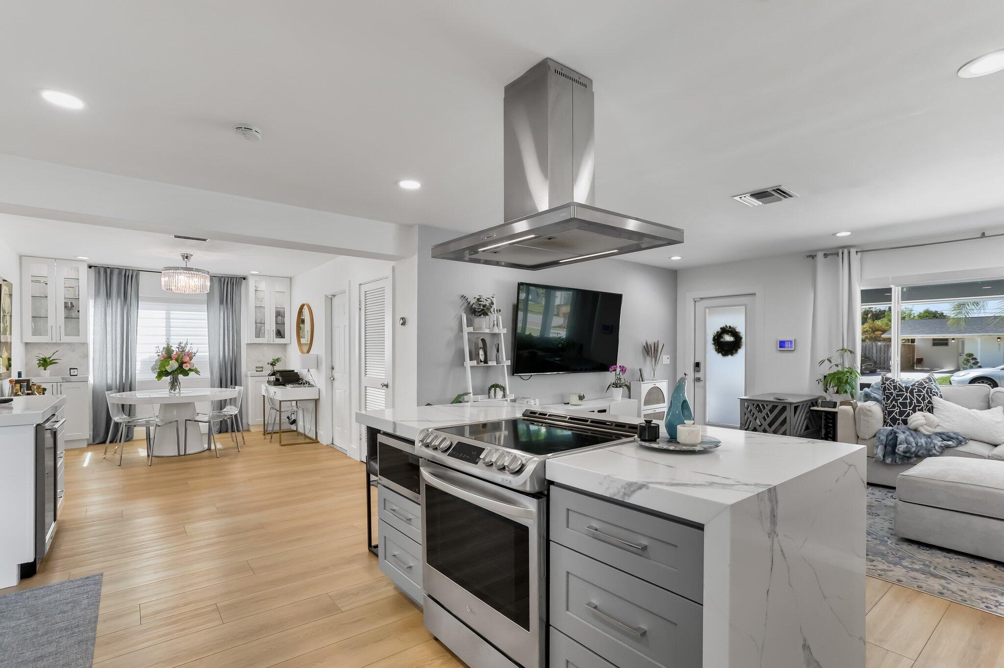 520 SE 3rd Court