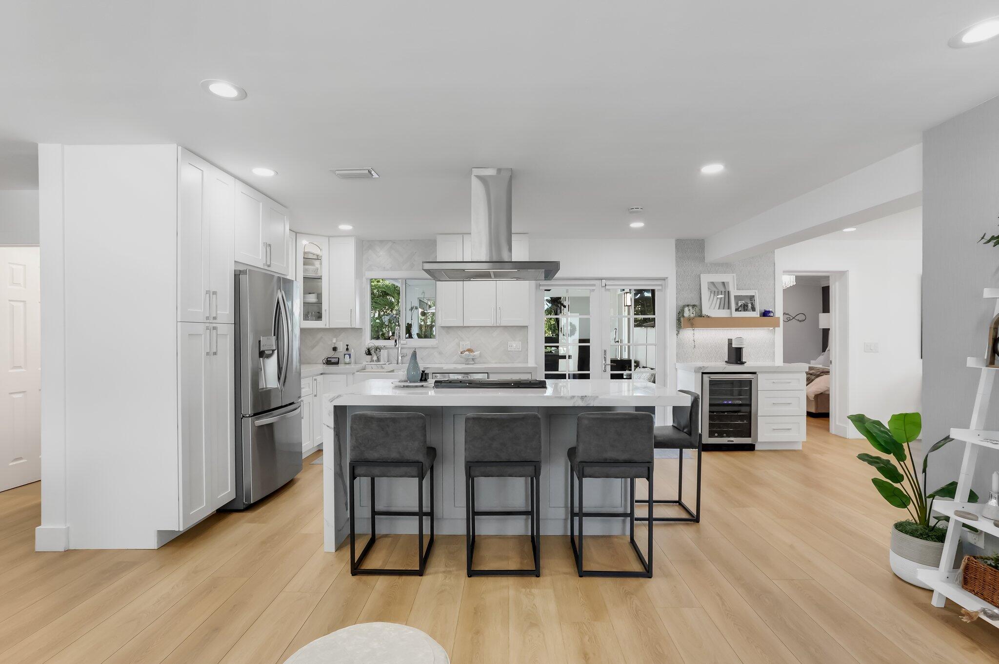 520 SE 3rd Court