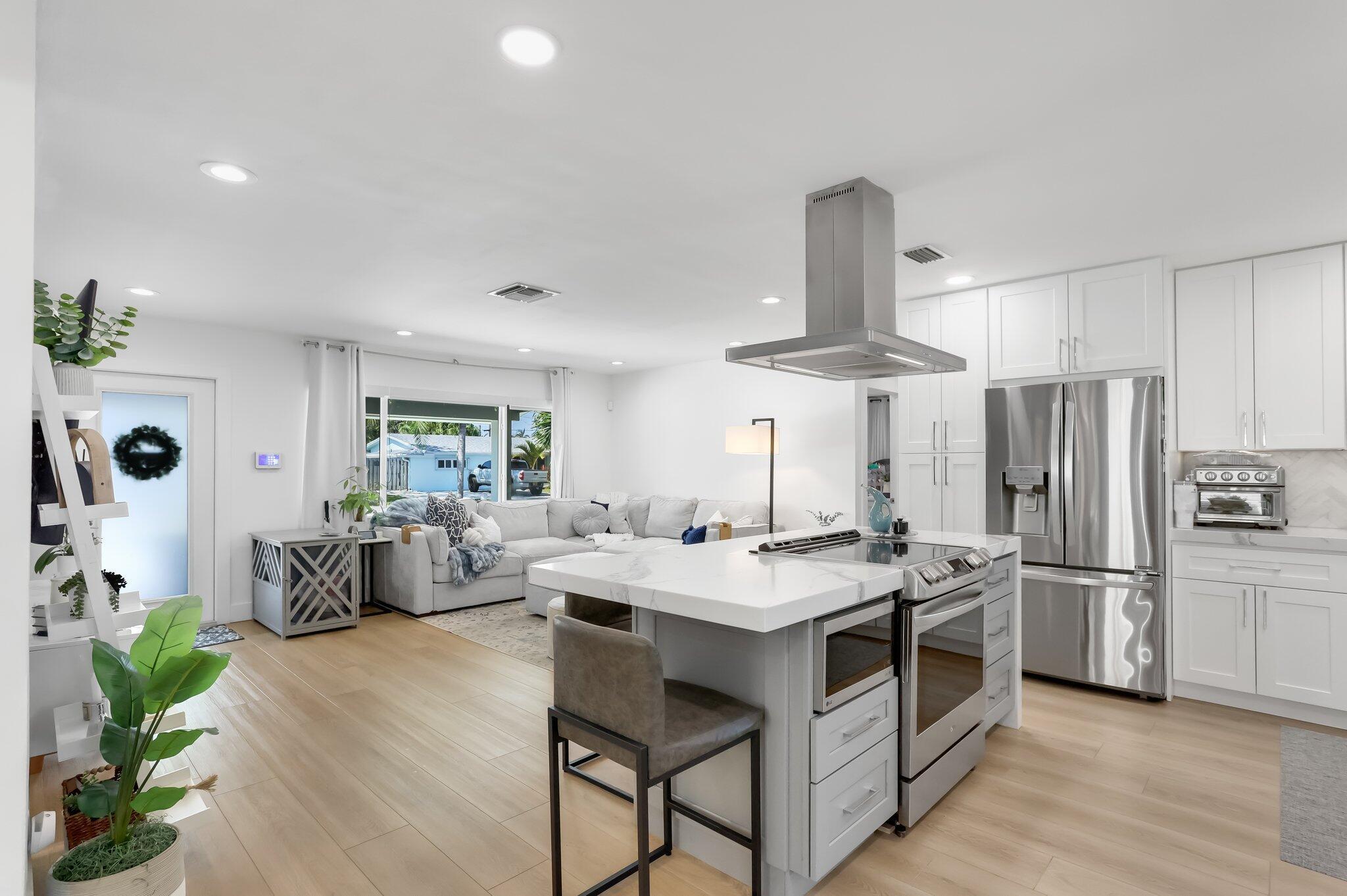 520 SE 3rd Court