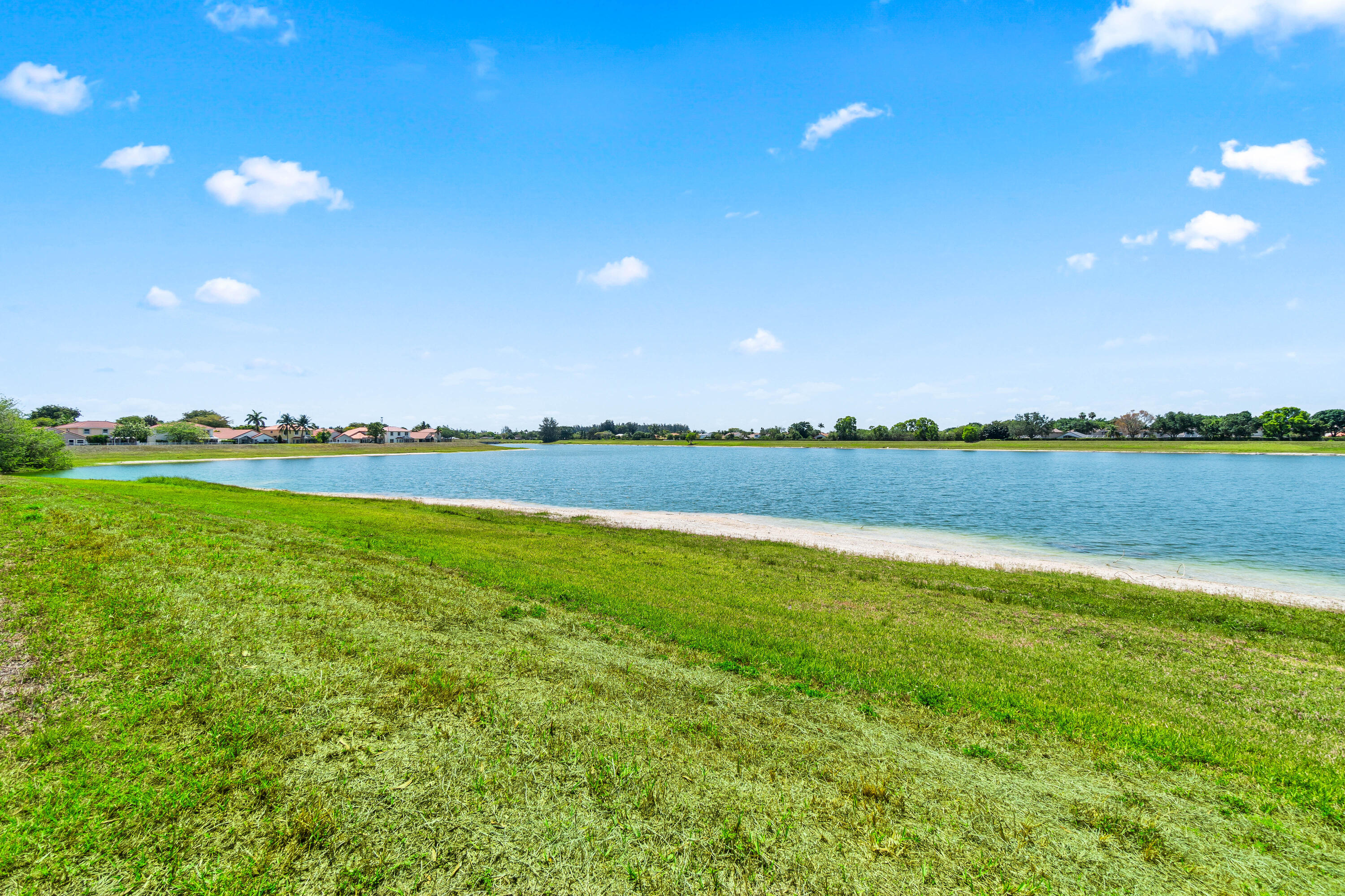 10920 Lakemore Lane 101