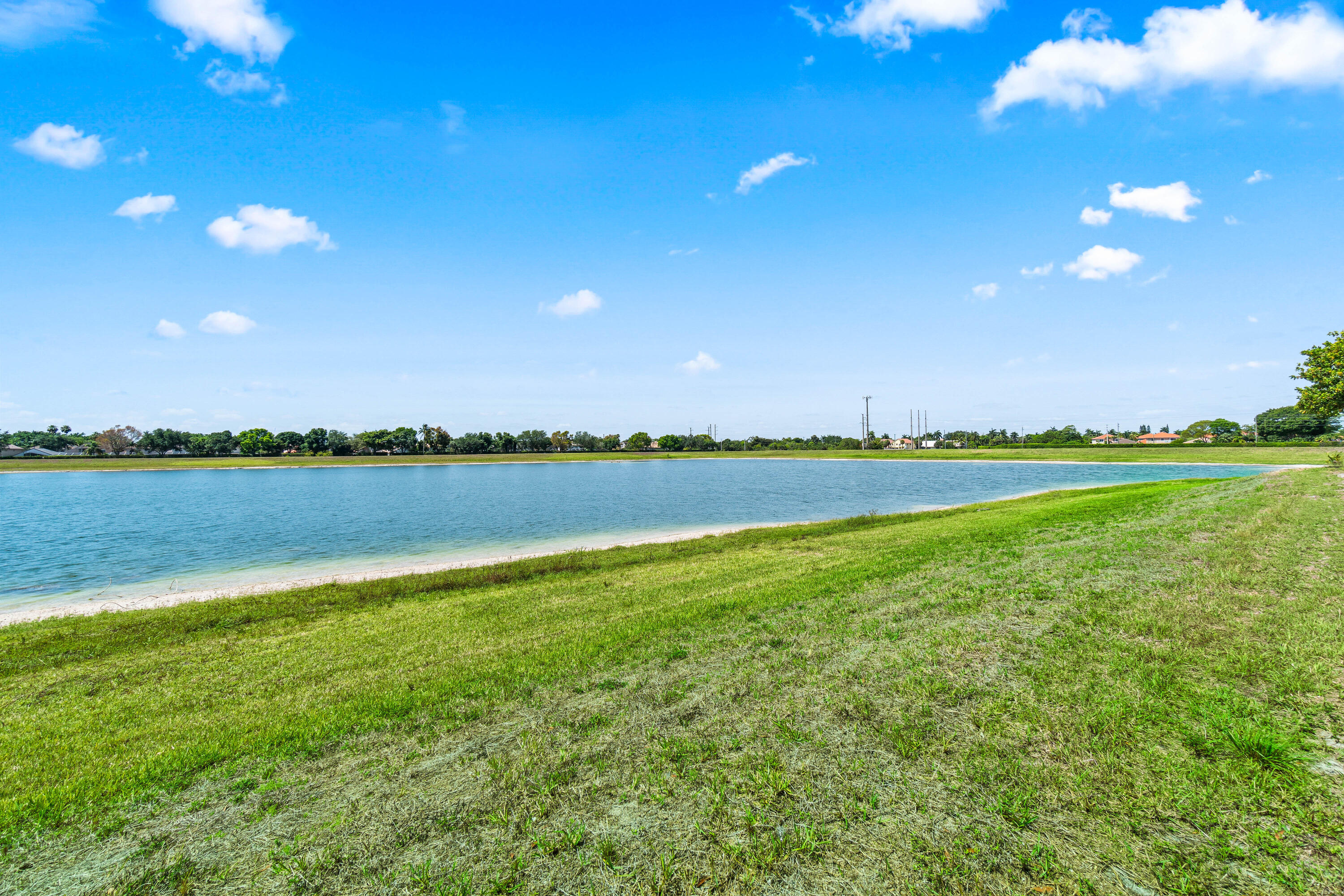 10920 Lakemore Lane 101