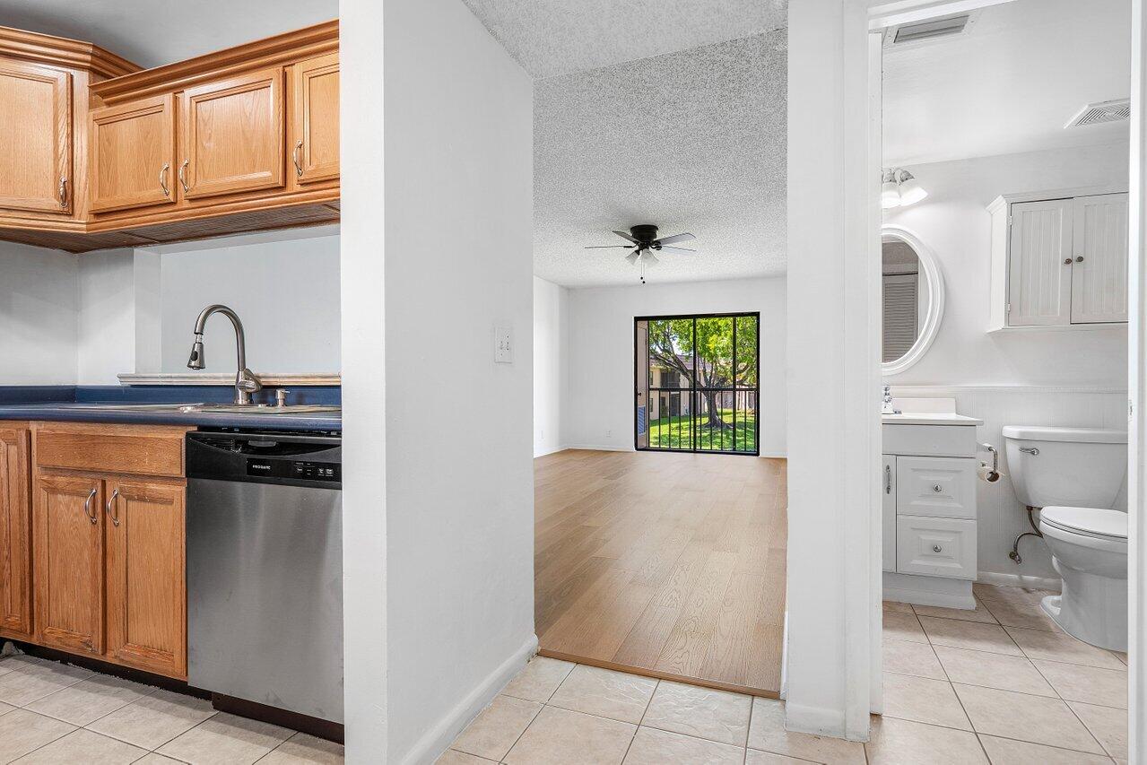 6808 Palmetto Circle S 202, Boca Raton Unit: 202