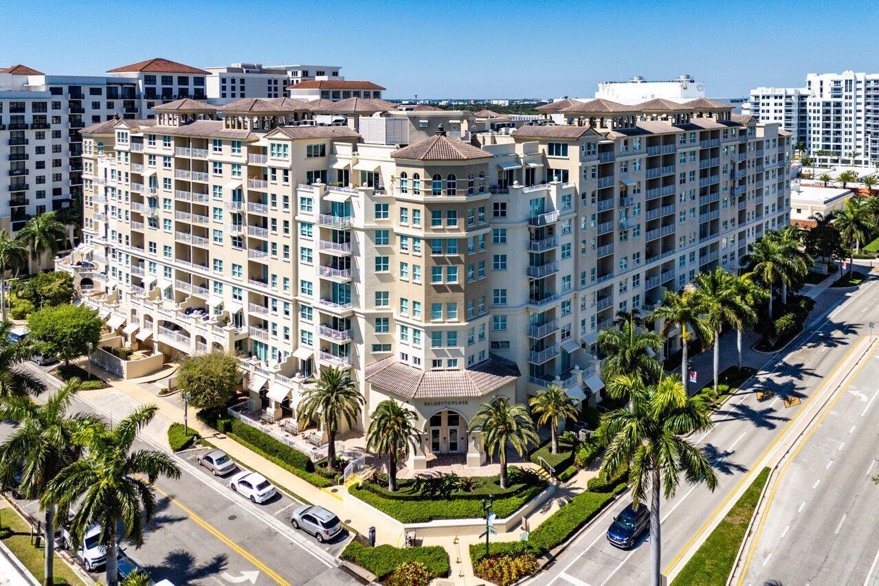 99 SE Mizner Boulevard Ph 37