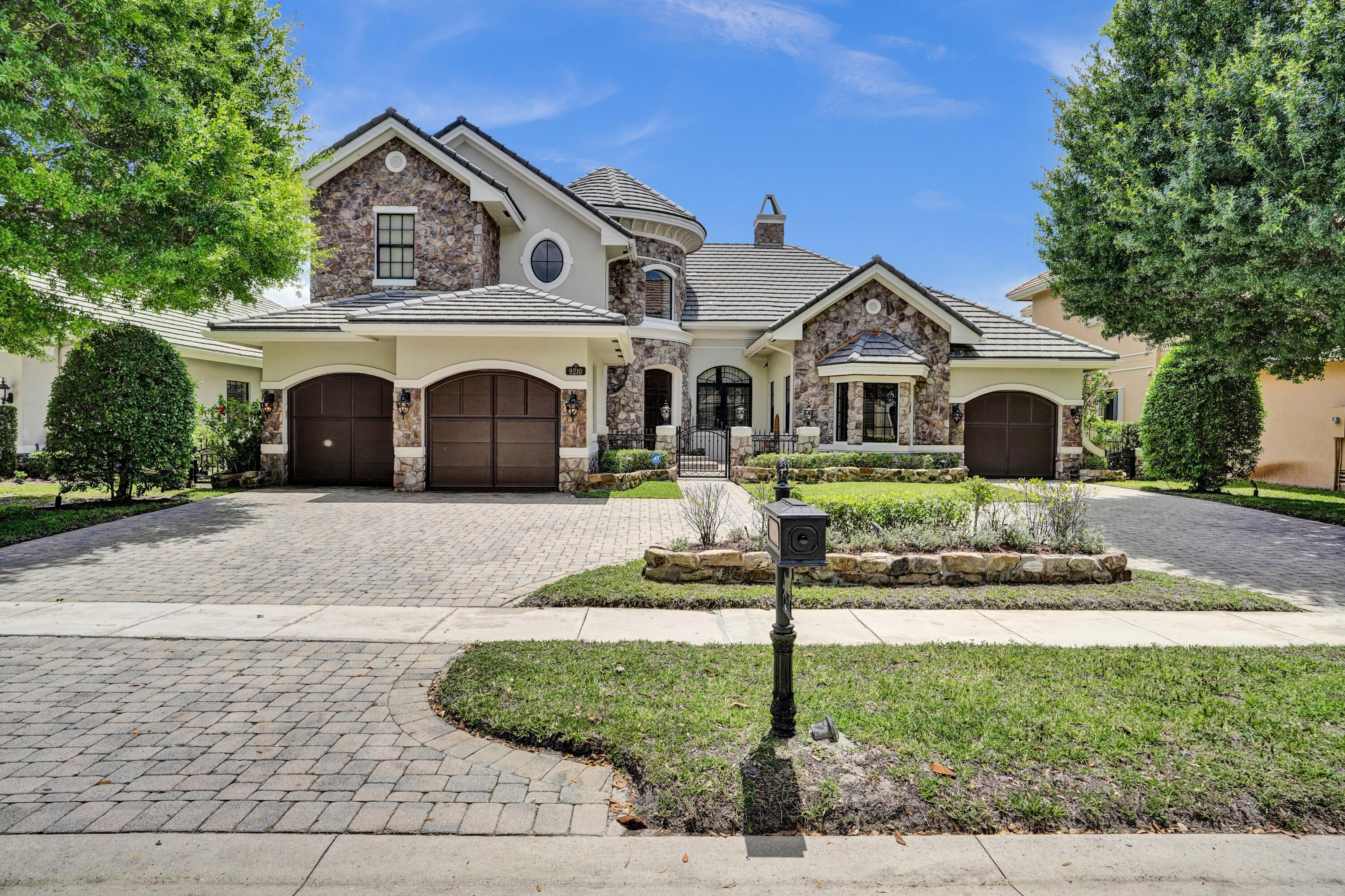 9210 Equus Circle