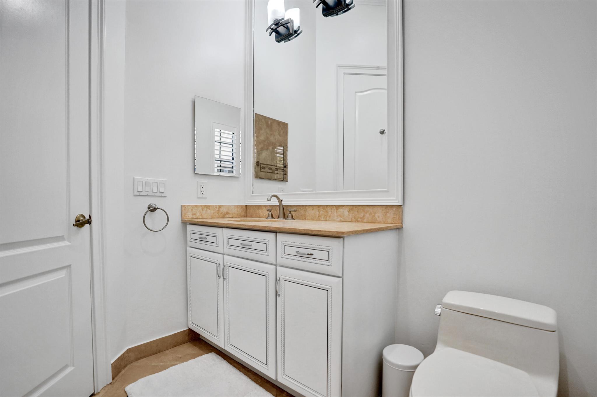 9210 Equus Circle