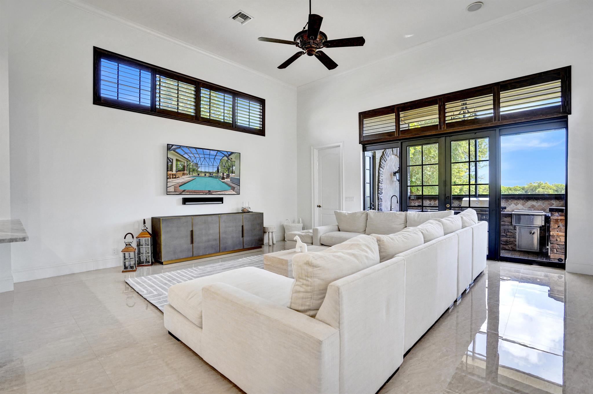 9210 Equus Circle