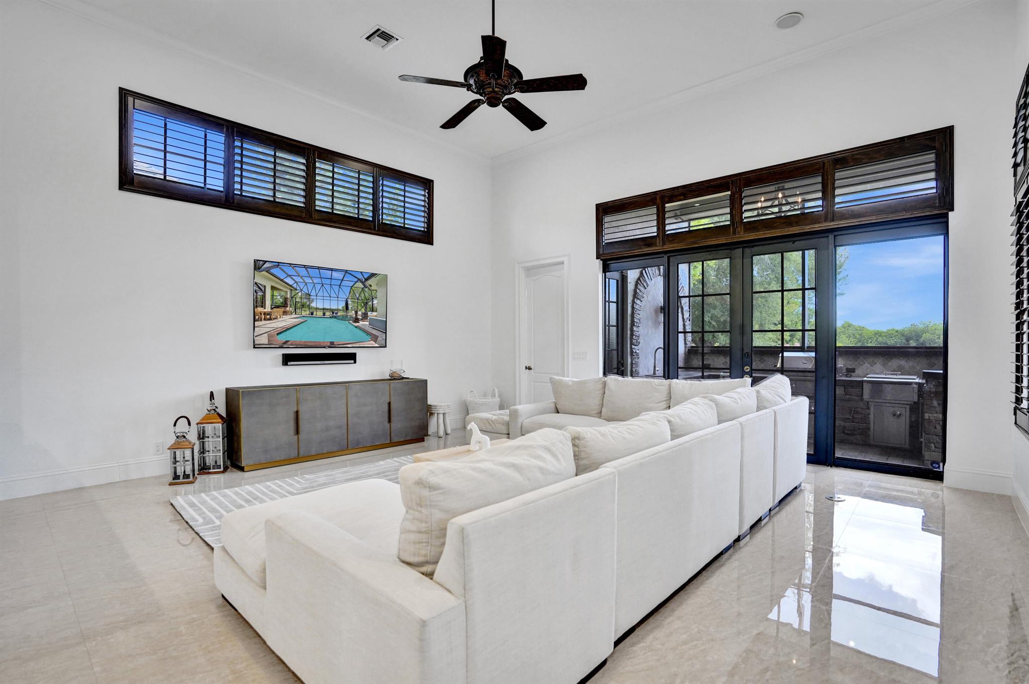 9210 Equus Circle