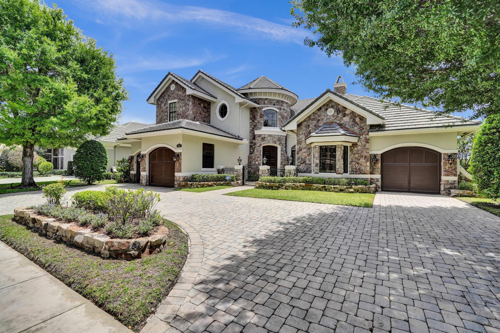 9210 Equus Circle