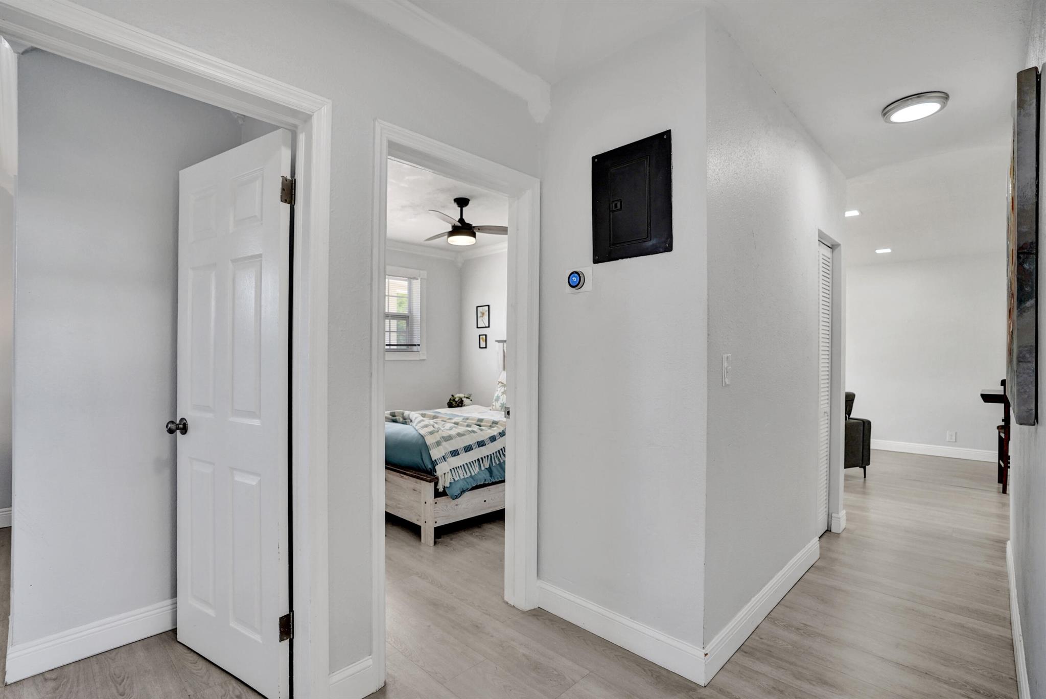 2661 NE 20th Street