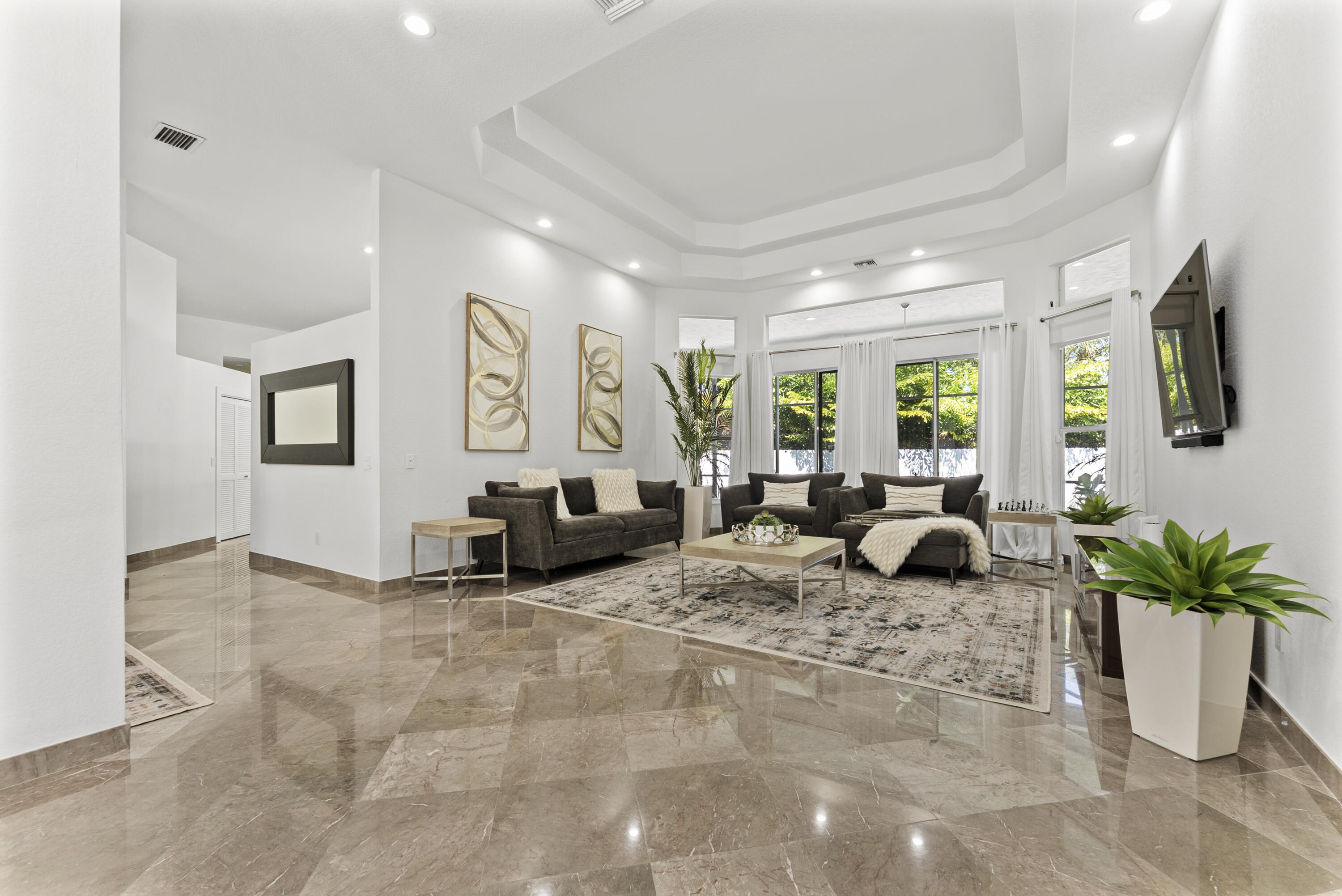 1000 SW 21st Avenue