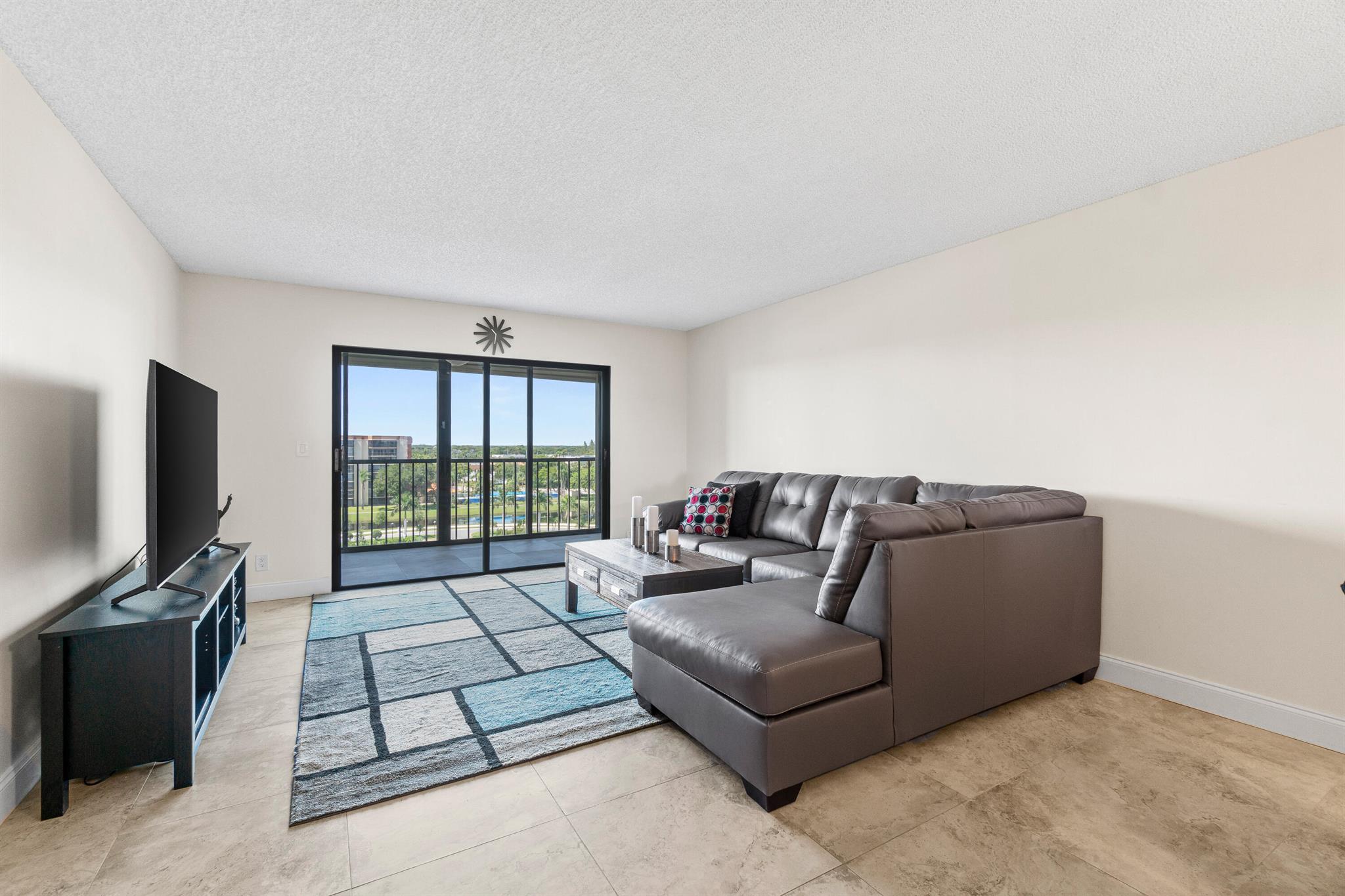 7290 Kinghurst Drive 809