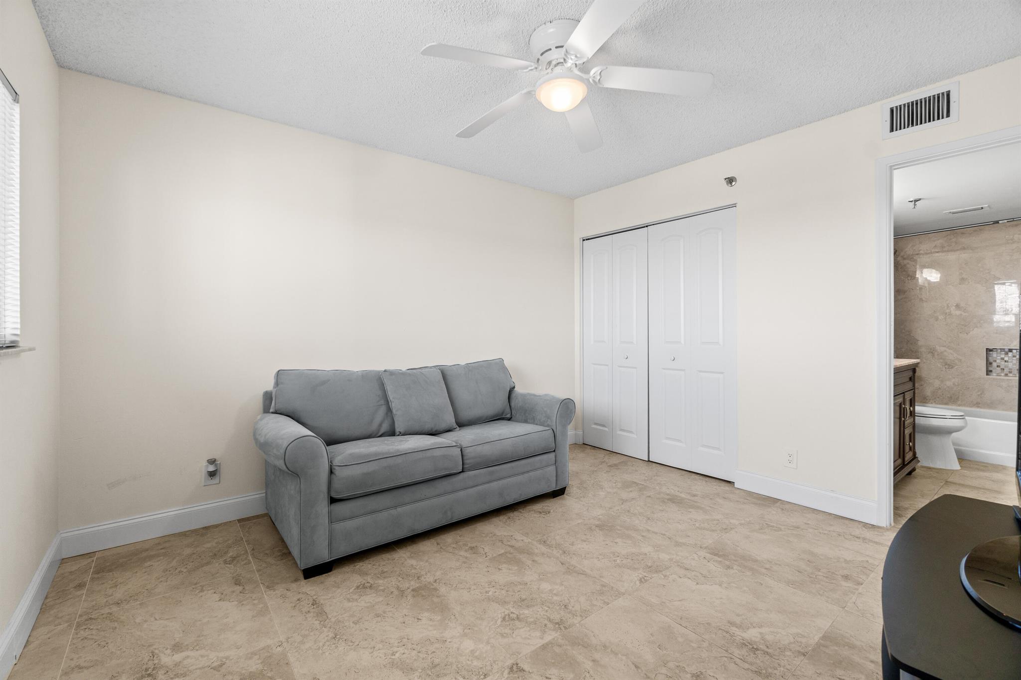 7290 Kinghurst Drive 809