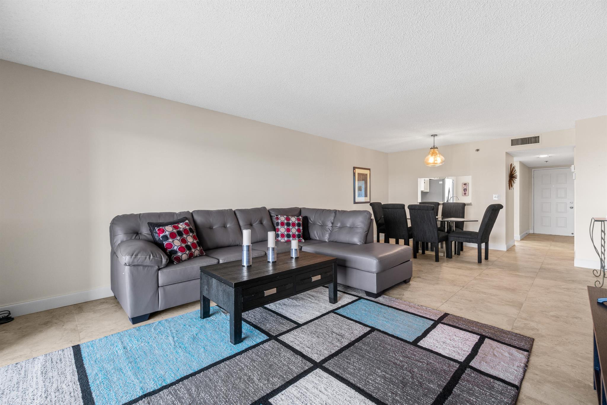 7290 Kinghurst Drive 809