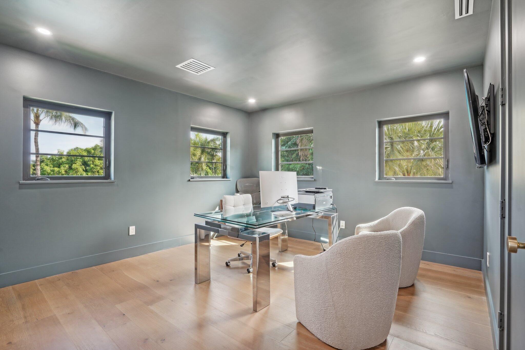 830 SW 15th Street