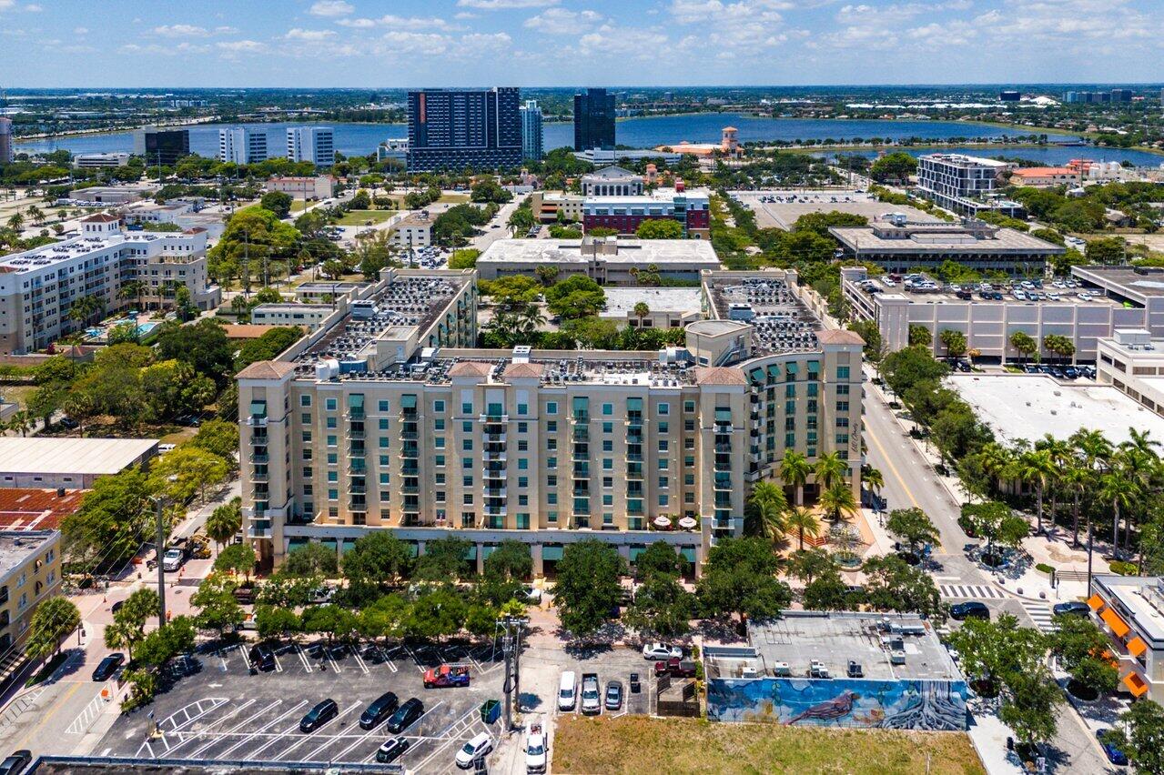 610 Clematis Street 236