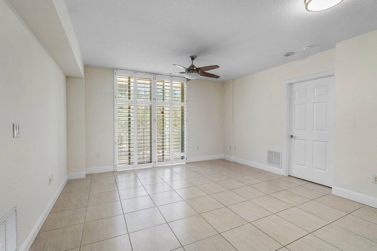 610 Clematis Street 236