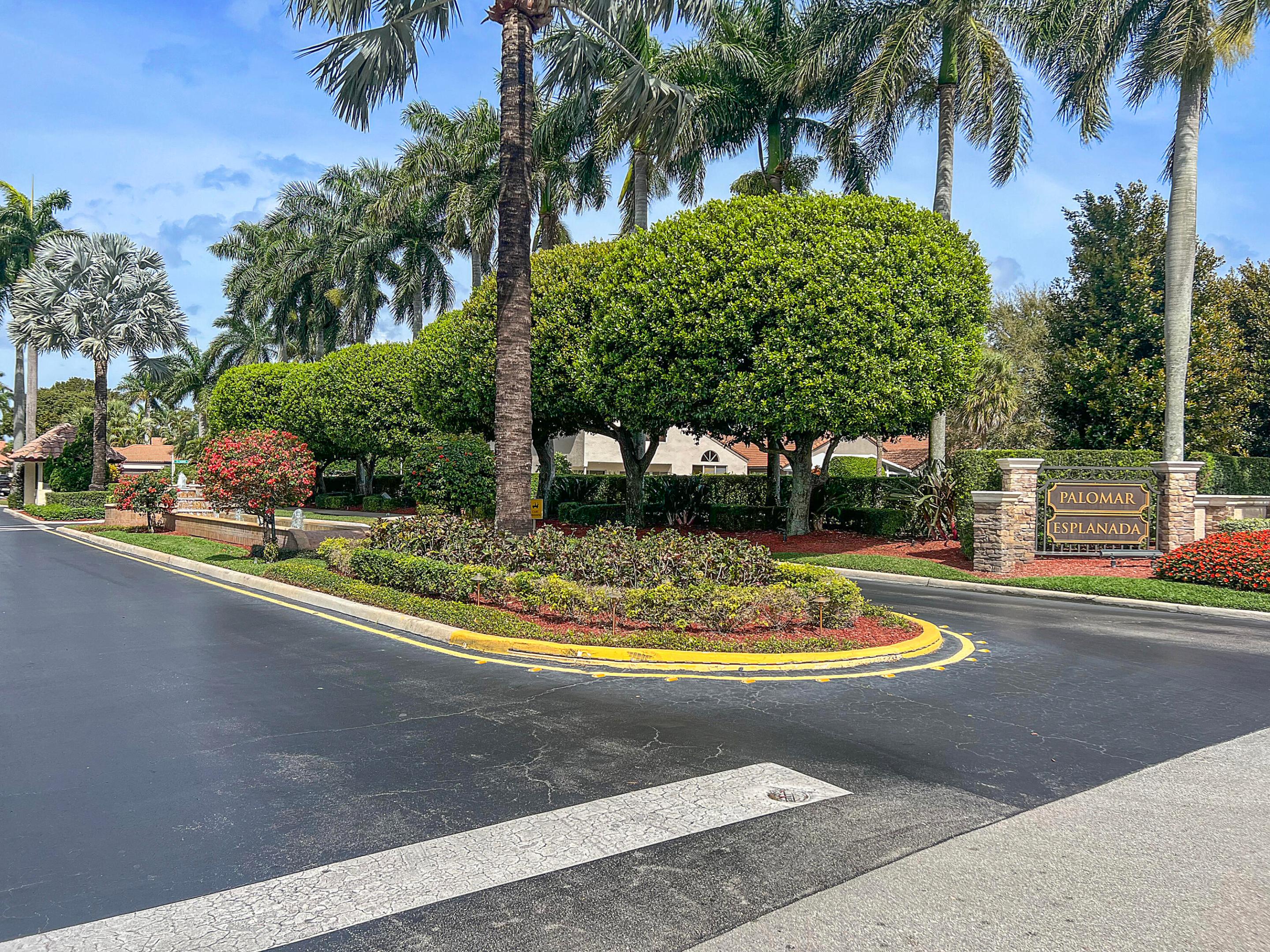 22652 Esplanada Circle W