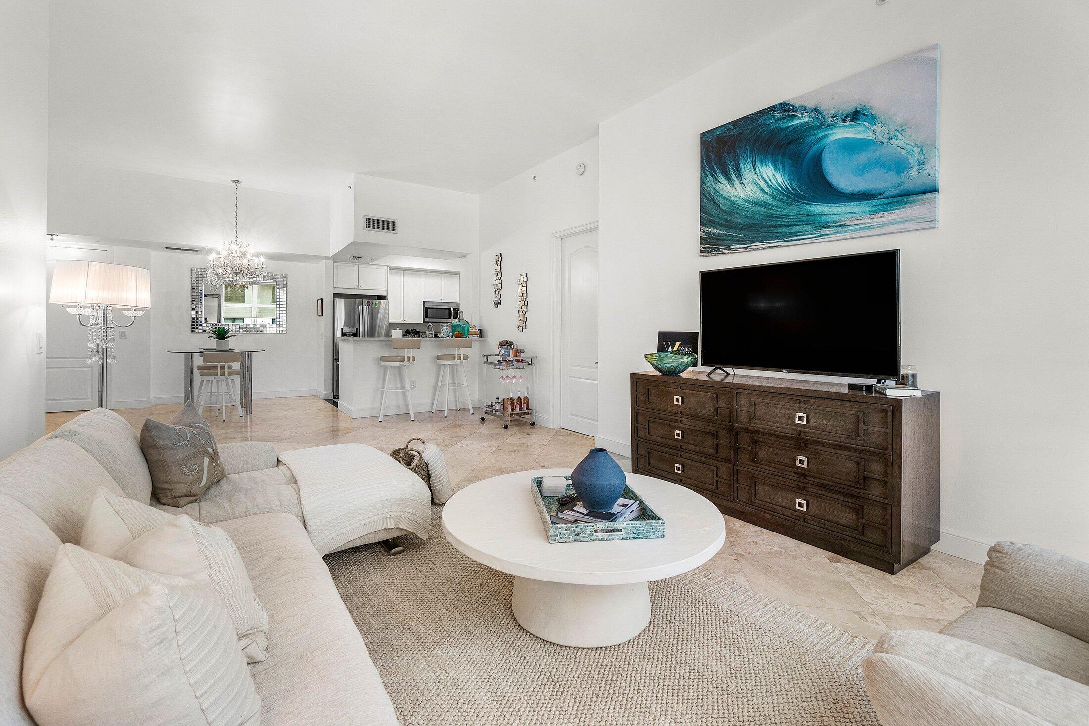 99 SE Mizner Boulevard 543