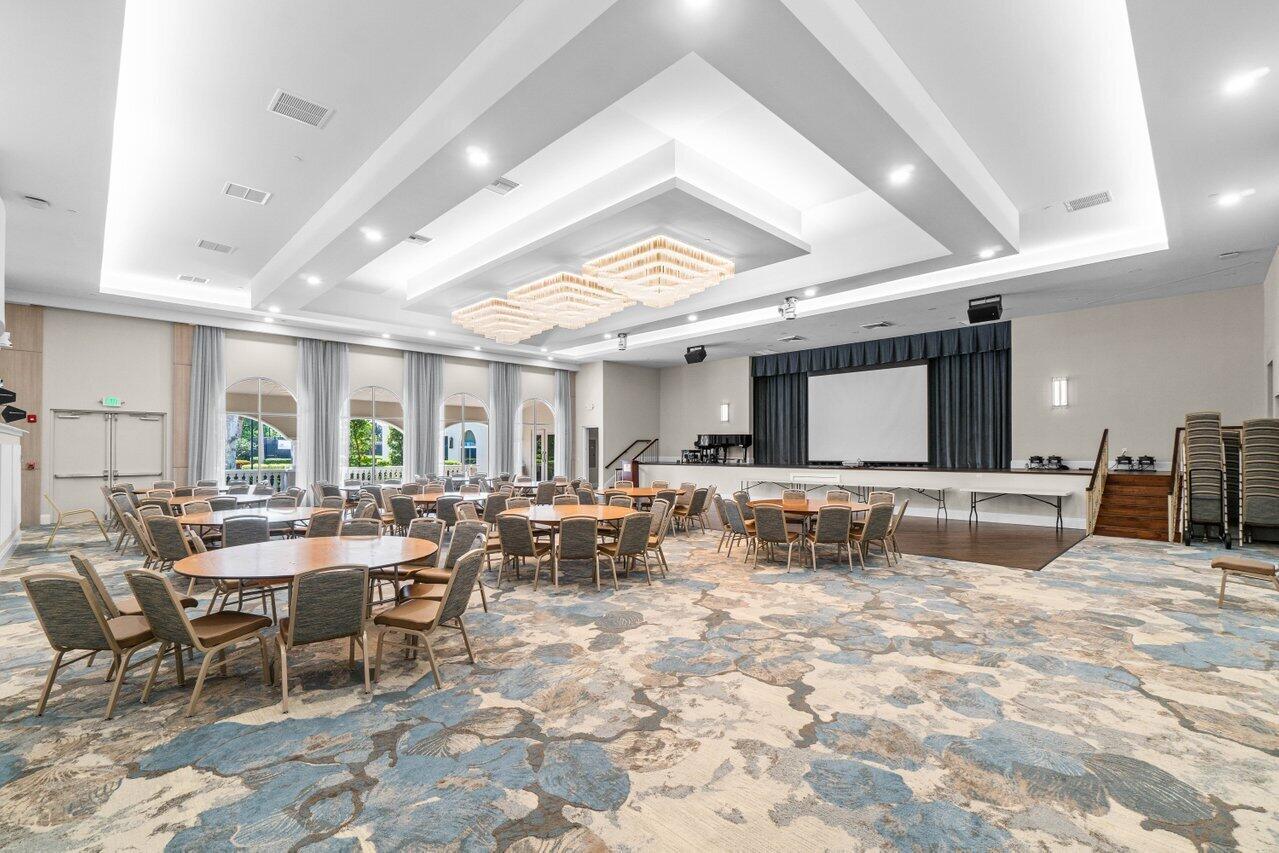 7533 Sagunto Street 7533