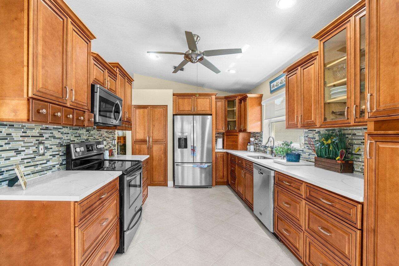 7533 Sagunto Street 7533