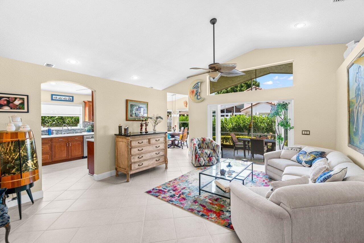 7533 Sagunto Street 7533