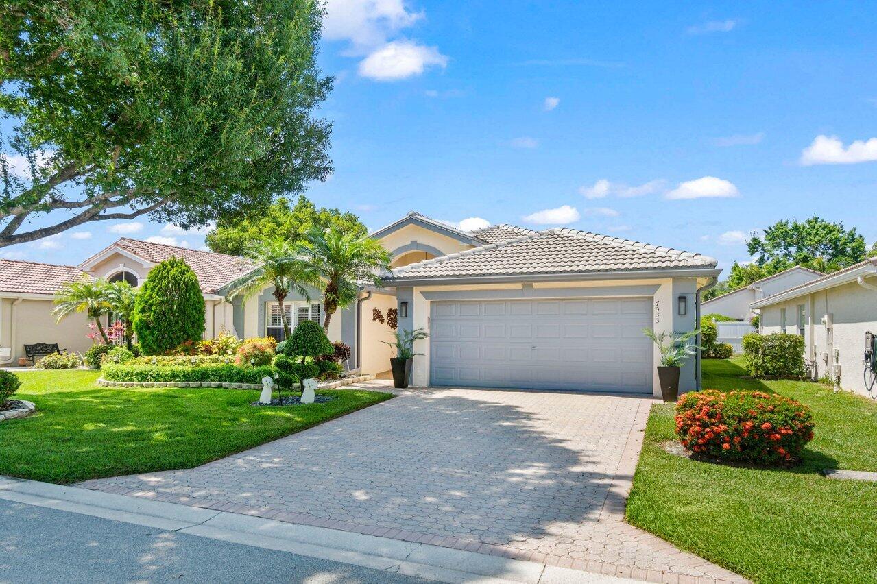 7533 Sagunto Street 7533