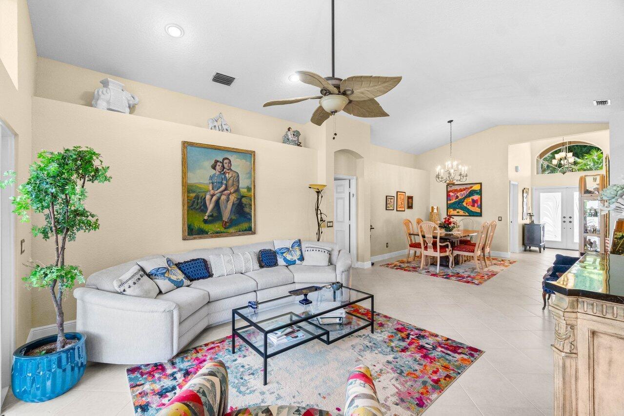 7533 Sagunto Street 7533