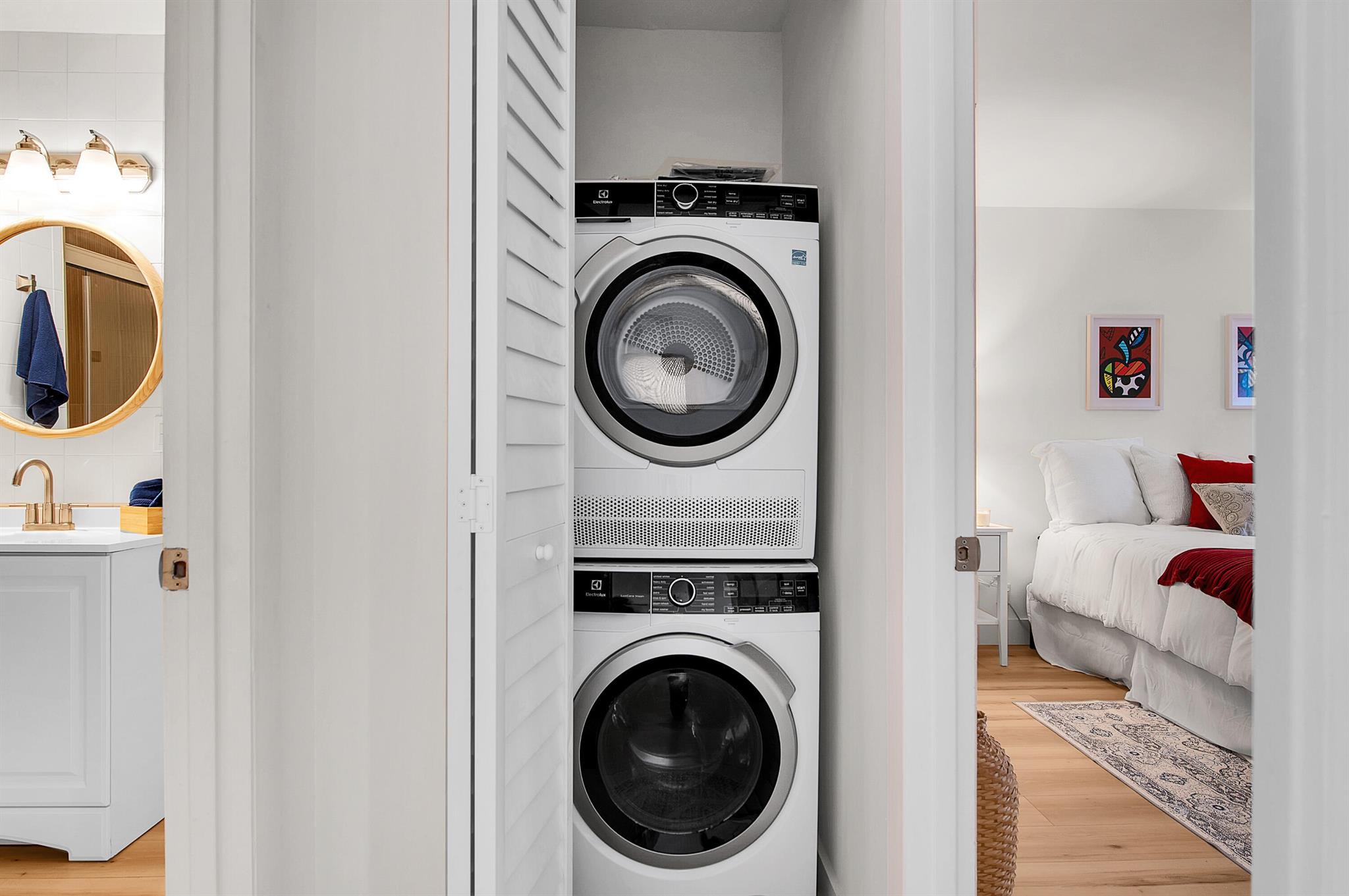 8799 Bella Vista Drive