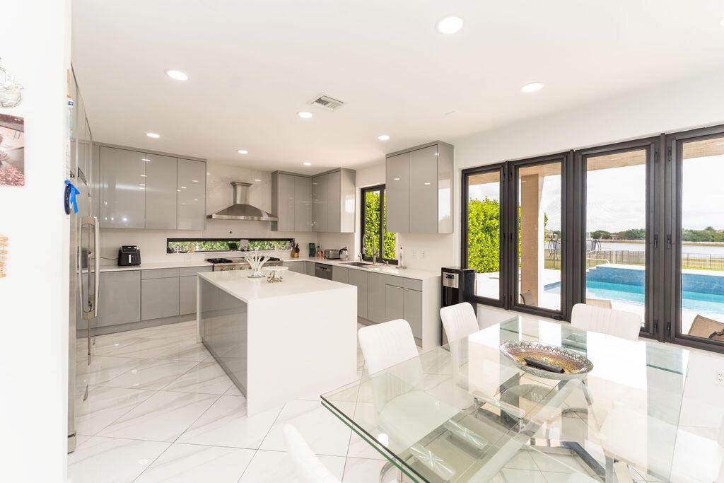9475 Equus Circle