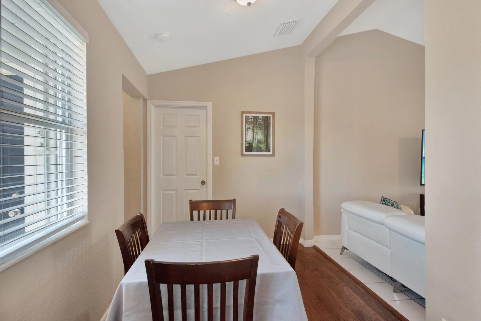 5472 Courtney Circle, Boynton Beach