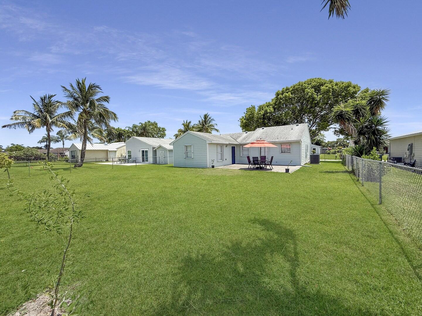 5472 Courtney Circle, Boynton Beach