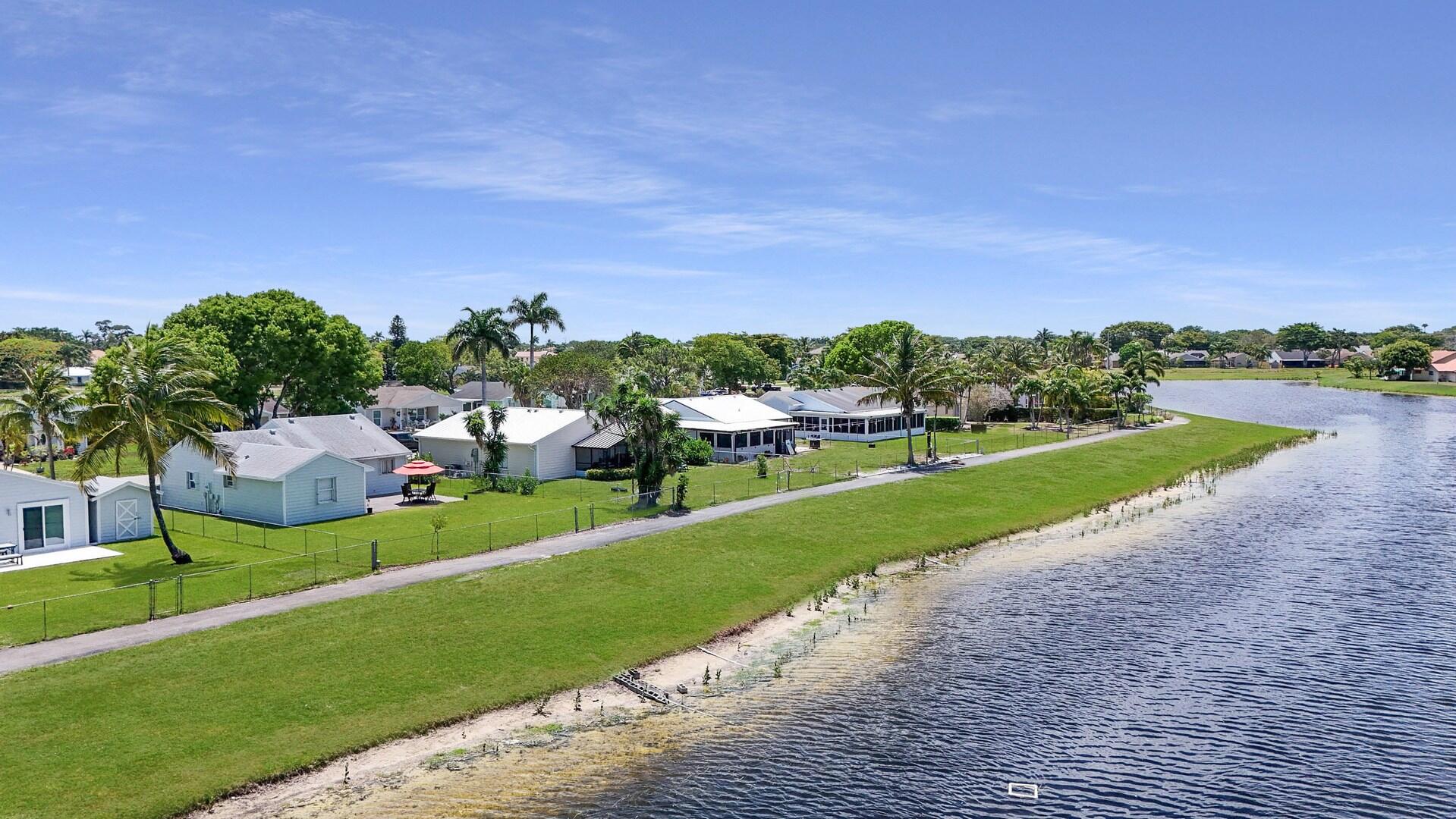 5472 Courtney Circle, Boynton Beach