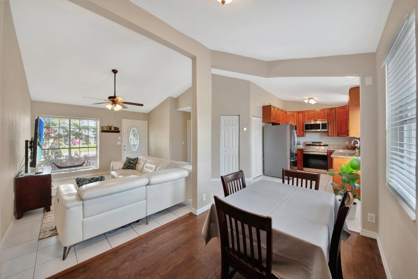 5472 Courtney Circle, Boynton Beach