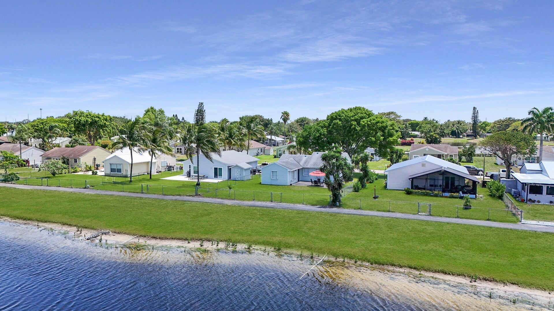 5472 Courtney Circle, Boynton Beach